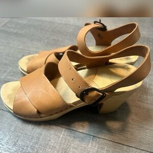 No.6 Store Tan Platform Two Strap Sandal SIZE 39 US 8.5-9 $310